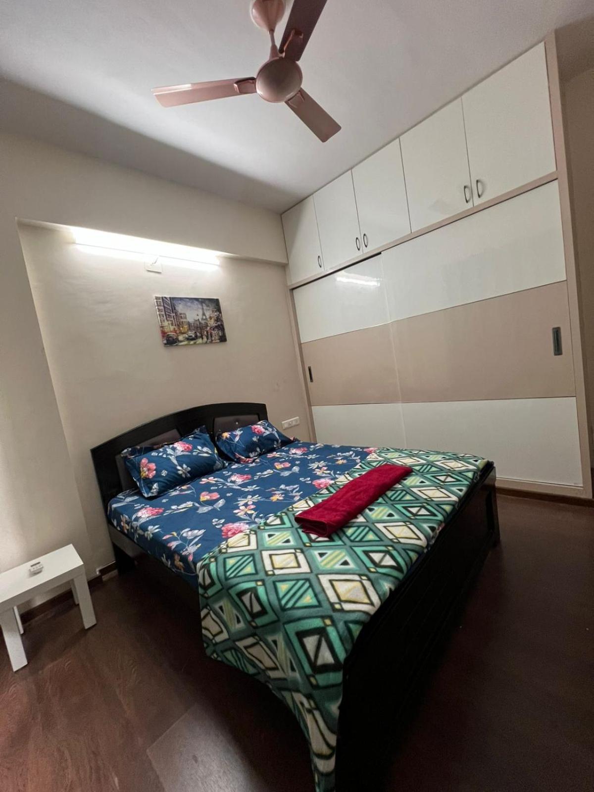 Service Apartment At Financial District Hajdarábád Exteriér fotografie